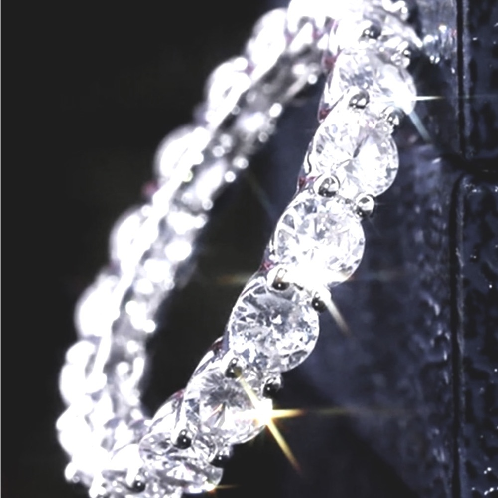 Nwot Simulated diamond ring size 8 sterling silver 925! - Picture 2 of 5